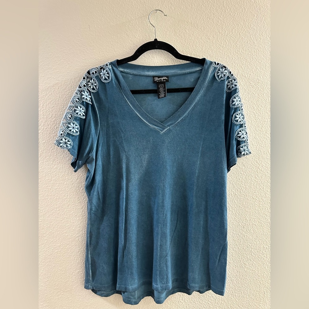 Wrangler Teal V-Neck Top with Embroidered Sleeves - Picture 2 of 5